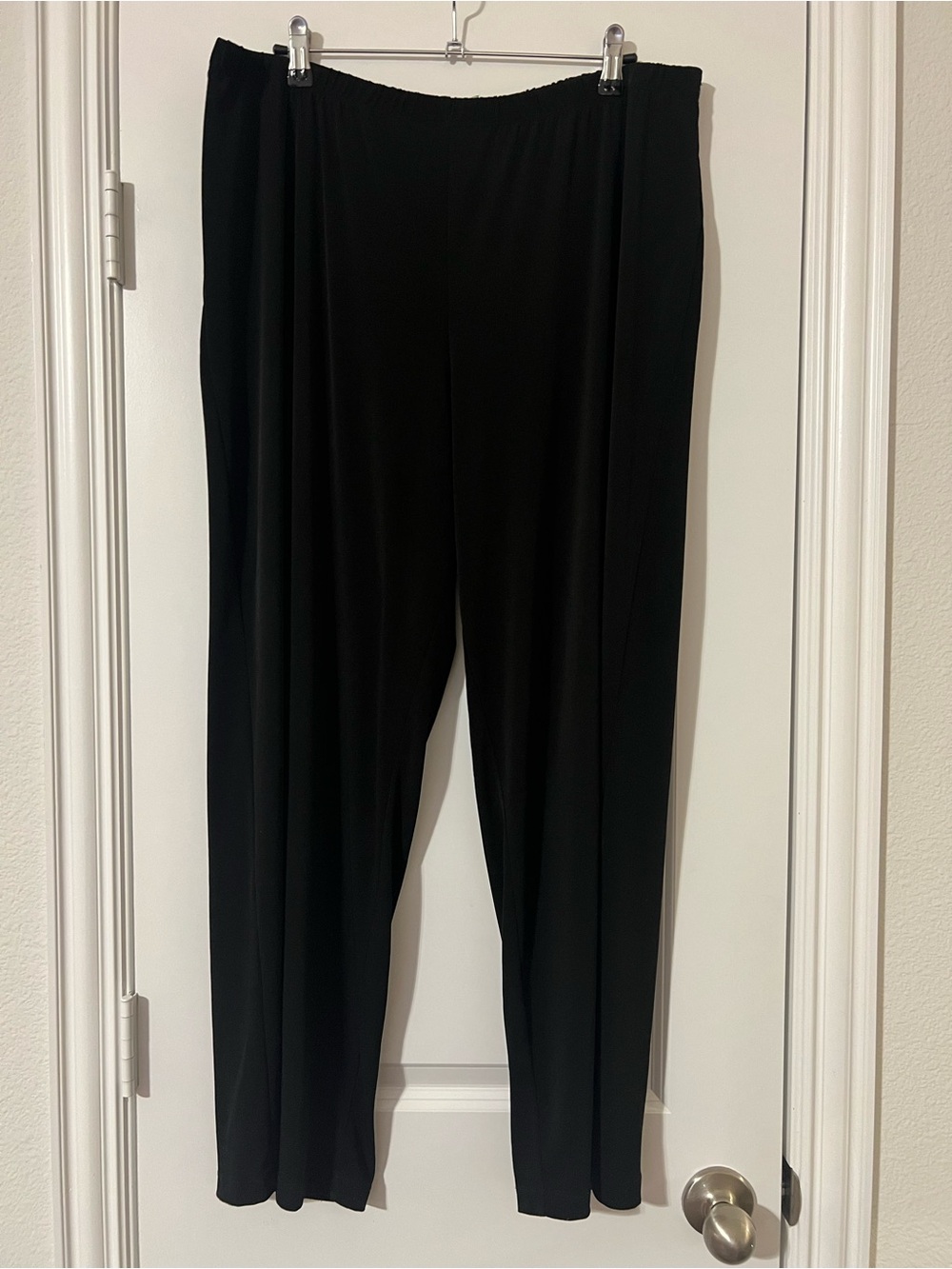 Black Pull-On Wide Pants
